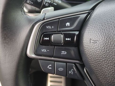 Used 2019 Honda Accord Sport image 12