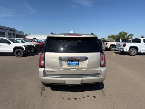 Used 2015 GMC Yukon Denali w/ Open Road Package AWD/4WD image 28