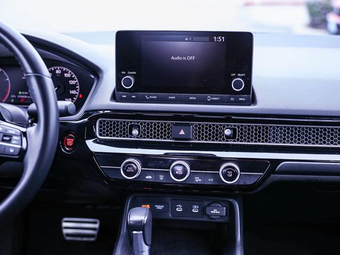 Used 2025 Honda Civic Sport image 18