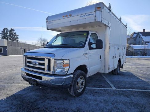 Used 2012 Ford E-350 and Econoline 350 Super Duty w/ PWR Locks & Windows Group image 5