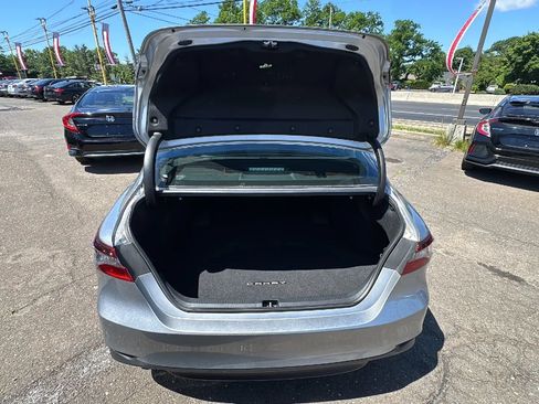 Used 2022 Toyota Camry LE FWD image 16