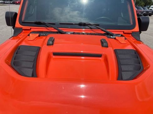 Used 2018 Jeep Wrangler Unlimited Sport S AWD/4WD image 5