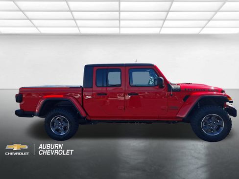 Used 2020 Jeep Gladiator Rubicon AWD/4WD image 2
