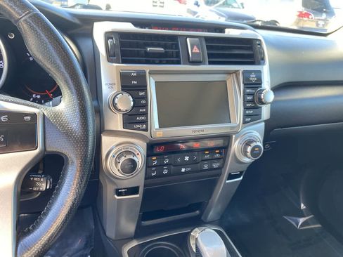 Used 2011 Toyota 4Runner Limited image 27