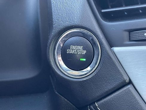 Used 2019 GMC Yukon SLT w/ Graphite Performance Edition image 33