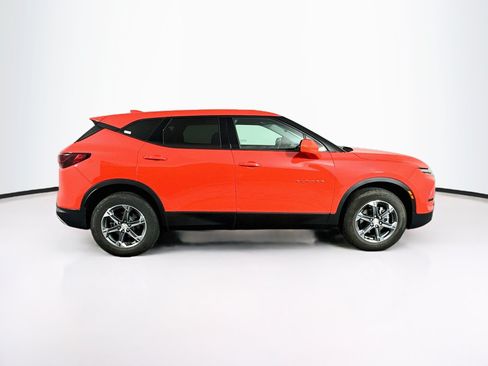 Used 2026 Chevrolet Blazer LT FWD image 10