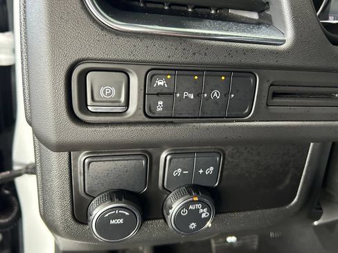 Used 2023 Chevrolet Tahoe LS RWD image 19