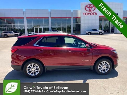 Used 2020 Chevrolet Equinox LT AWD/4WD image 2