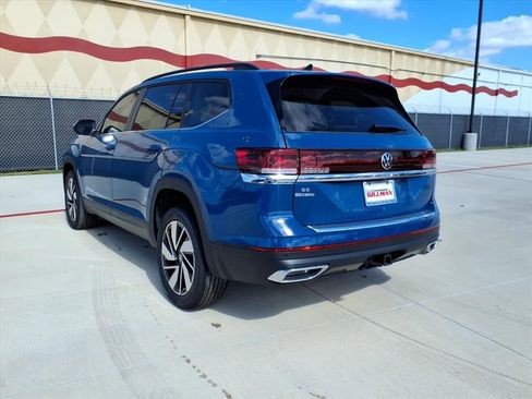 New 2026 Volkswagen Atlas SE FWD image 8