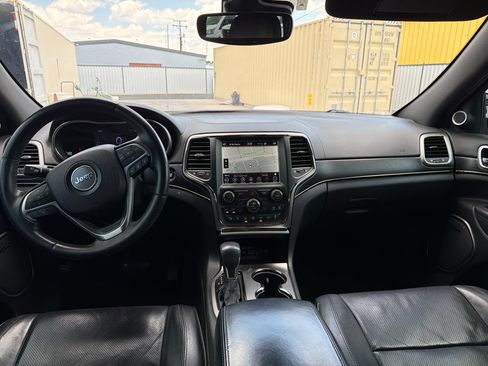 Used 2018 Jeep Grand Cherokee High Altitude AWD/4WD image 12