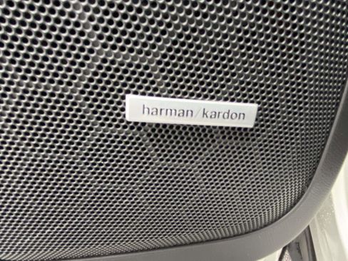 Used 2019 Subaru Ascent Touring w/ Popular Package #3 image 19