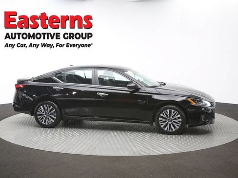 Used 2023 Nissan Altima 2.5 SV w/ SV Premium Package AWD/4WD image 47
