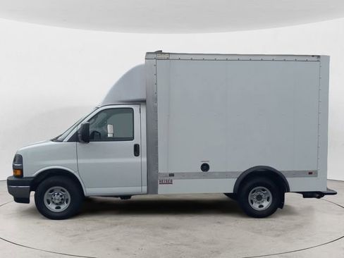 New 2025 Chevrolet Express 3500 w/ Power Convenience Package RWD image 2