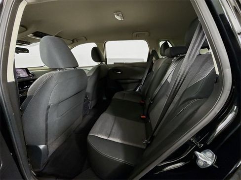 Certified 2021 Nissan Rogue SV image 9