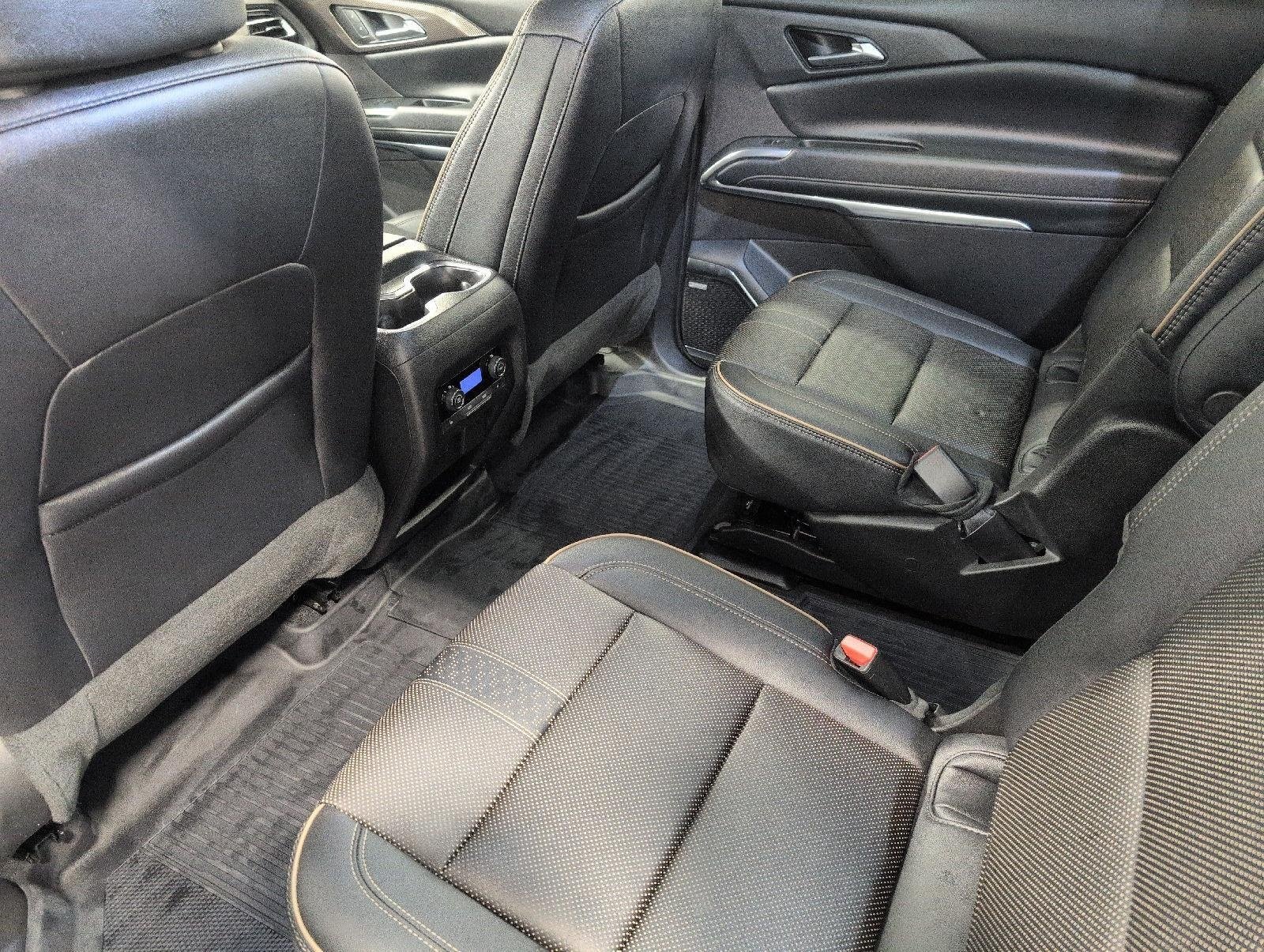 Used 2026 Chevrolet Traverse High Country w/ LPO, Floor Liner Package AWD/4WD image 19