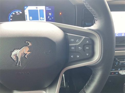 Used 2023 Ford Bronco Wildtrak image 23