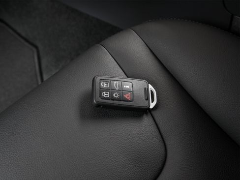 Used 2015 Volvo S60 T5 Platinum FWD image 39