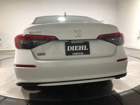 Used 2023 Honda Civic LX image 6