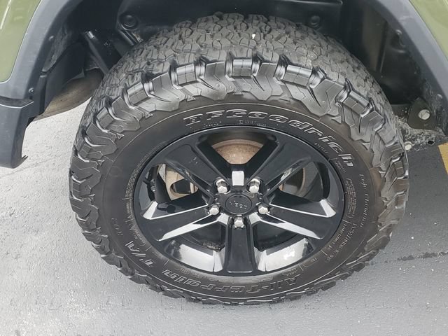 Used 2021 Jeep Wrangler Unlimited Sahara AWD/4WD image 5