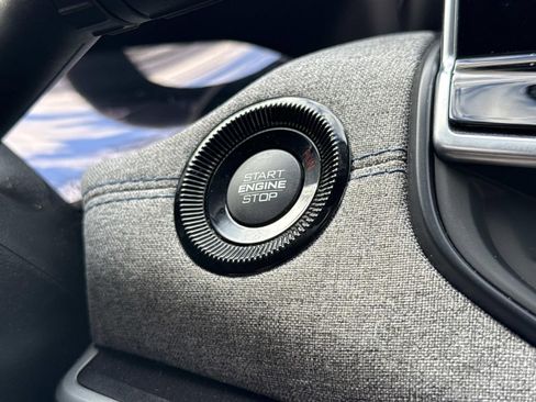 Used 2022 Jeep Compass Latitude image 20