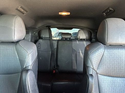 Used 2024 Toyota Sienna XLE Woodland Edition image 15