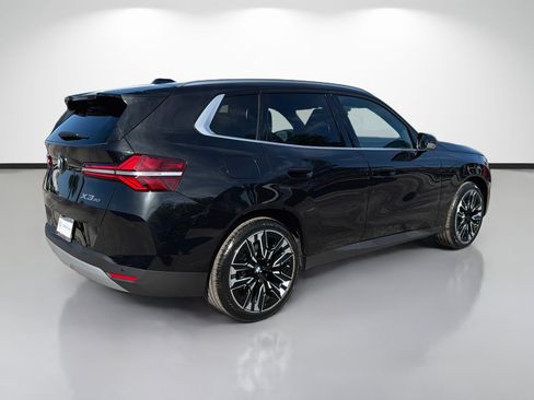 New 2026 BMW X3 xDrive30i w/ Premium Package AWD/4WD image 3