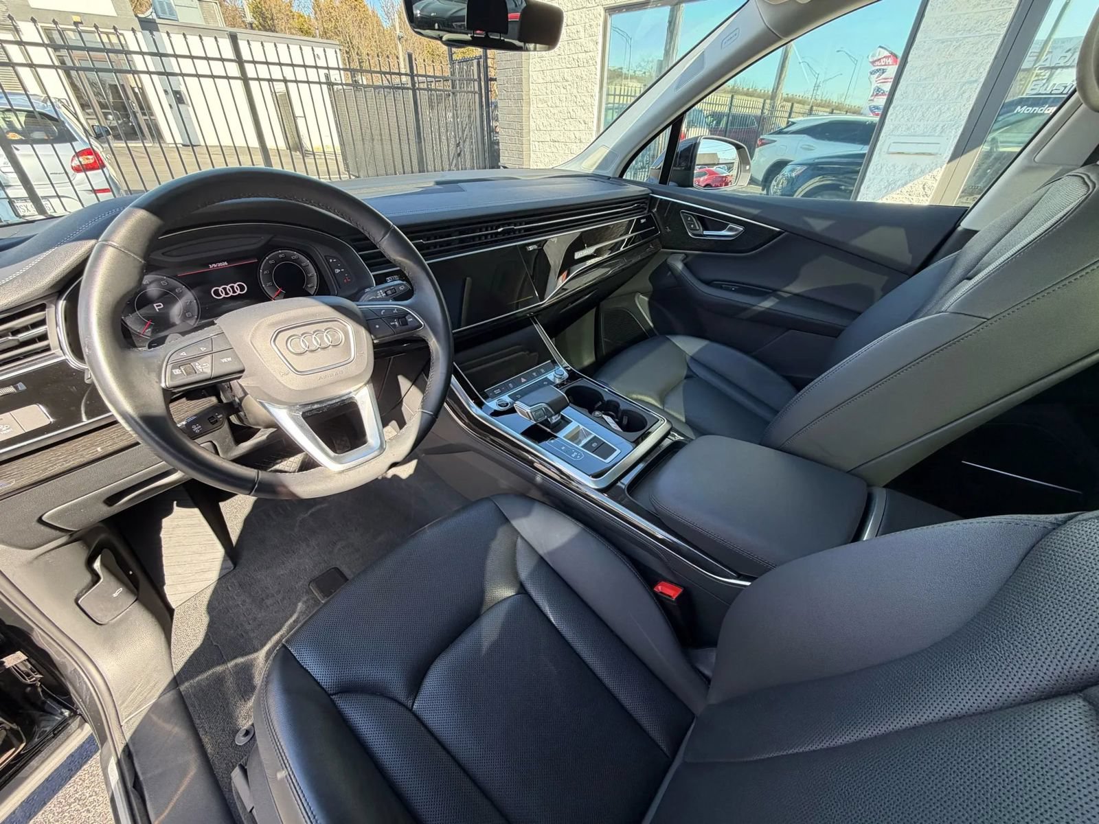 Used 2024 Audi Q7 2.0T Premium Plus w/ Premium Plus Package AWD/4WD image 46