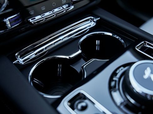 Used 2025 Rolls-Royce Ghost image 80