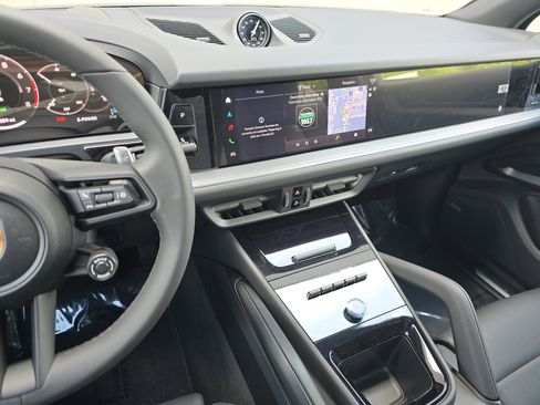 New 2026 Porsche Cayenne E-Hybrid AWD/4WD image 20