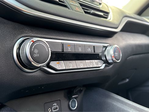 Used 2023 Nissan Altima 2.5 S image 8