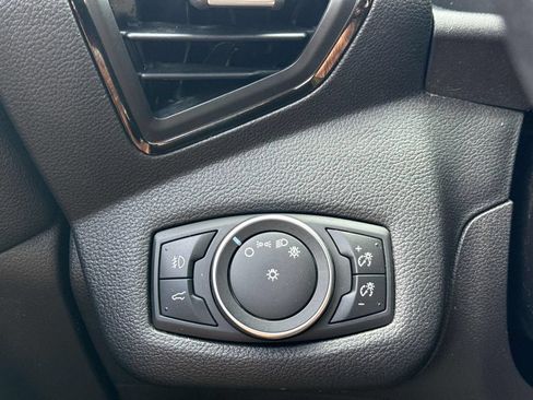 Used 2018 Ford Escape SEL FWD image 18