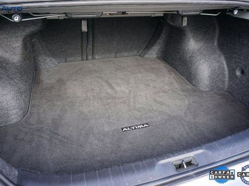 Used 2024 Nissan Altima 2.5 SV image 17