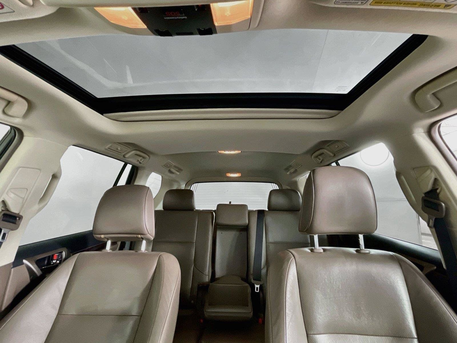 Used 2015 Lexus GX 460 w/ Premium Package AWD/4WD image 12