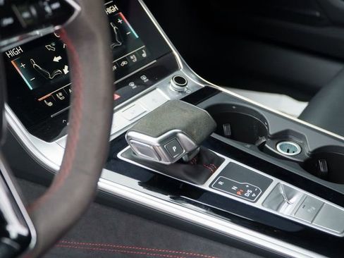 Used 2025 Audi RS 6 performance image 28