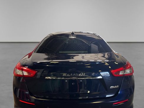 Used 2018 Maserati Ghibli RWD image 16