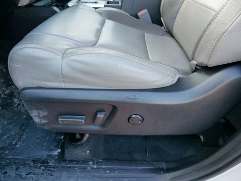 Used 2021 Toyota Tundra Limited image 8