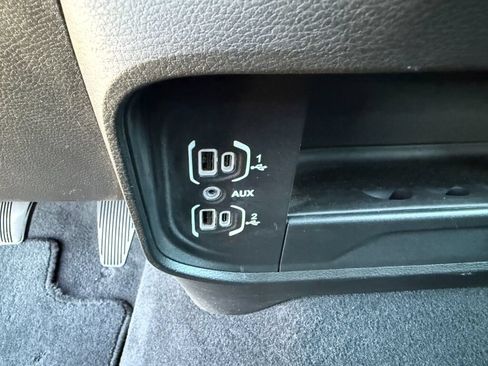 Used 2026 RAM 2500 Big Horn AWD/4WD image 27