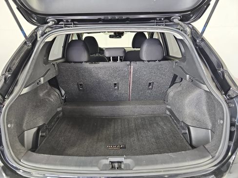 Used 2020 Nissan Rogue Sport S w/ Appearance Package FWD image 12