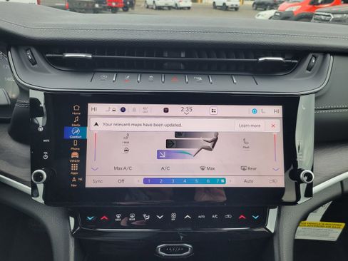 New 2026 Jeep Grand Cherokee Limited w/ Limited Altitude Package image 9