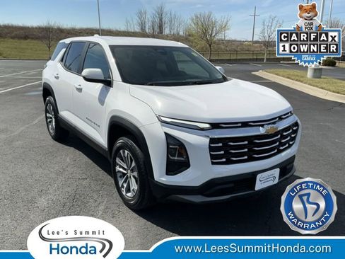 Used 2025 Chevrolet Equinox LT FWD image 1