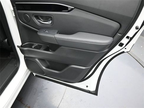 New 2025 Honda Pilot EX-L image 36