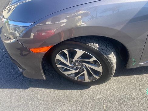 Used 2017 Honda Civic EX image 7