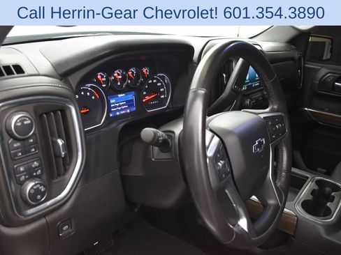 Used 2021 Chevrolet Silverado 1500 LT Trail Boss AWD/4WD image 12