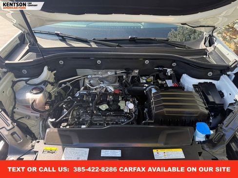 Used 2025 Volkswagen Atlas SE image 37