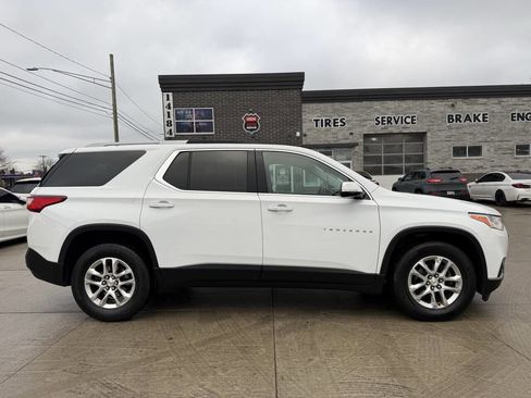 Used 2018 Chevrolet Traverse LT image 7
