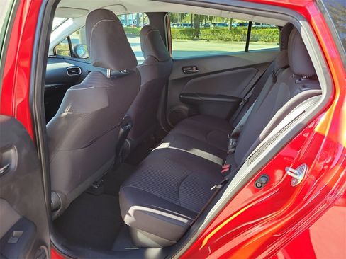 Used 2022 Toyota Prius Prime LE image 9