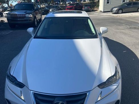 Used 2017 Lexus IS 200t F Sport image 9