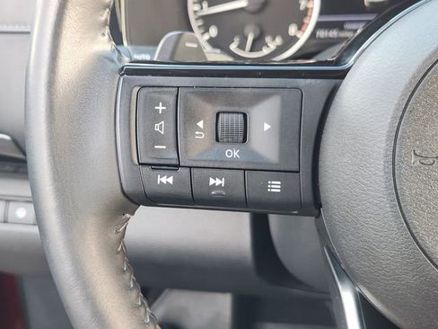 Used 2022 Nissan Pathfinder SV FWD image 26