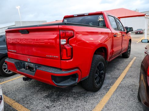 Used 2021 Chevrolet Silverado 1500 Custom image 8