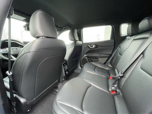 New 2026 Jeep Compass Limited image 22